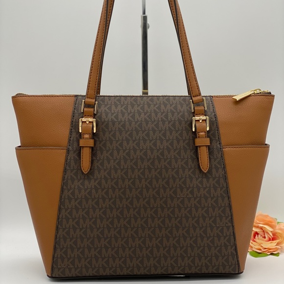 MICHAEL KORS CHARLOTTE LARGE TOP ZIP TOTE BROWN - Picture 4 of 16